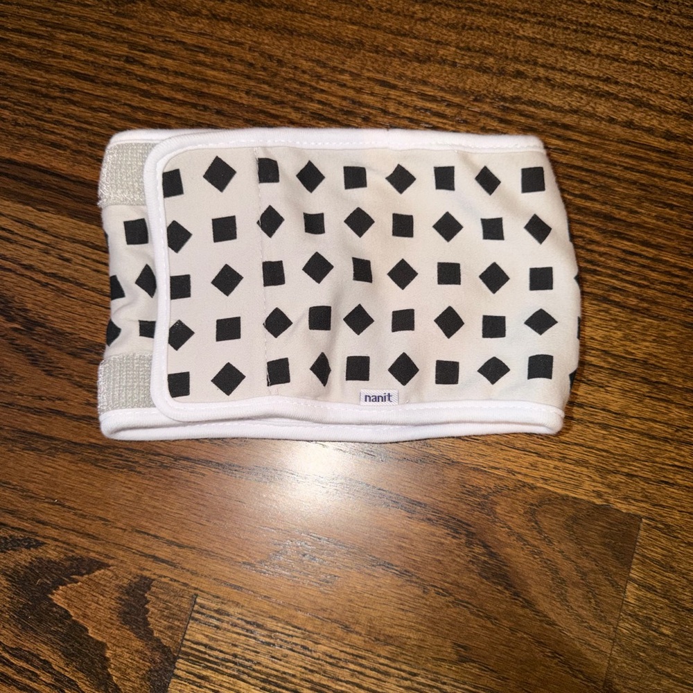 NWOT Nanit White Baby Breathing Band